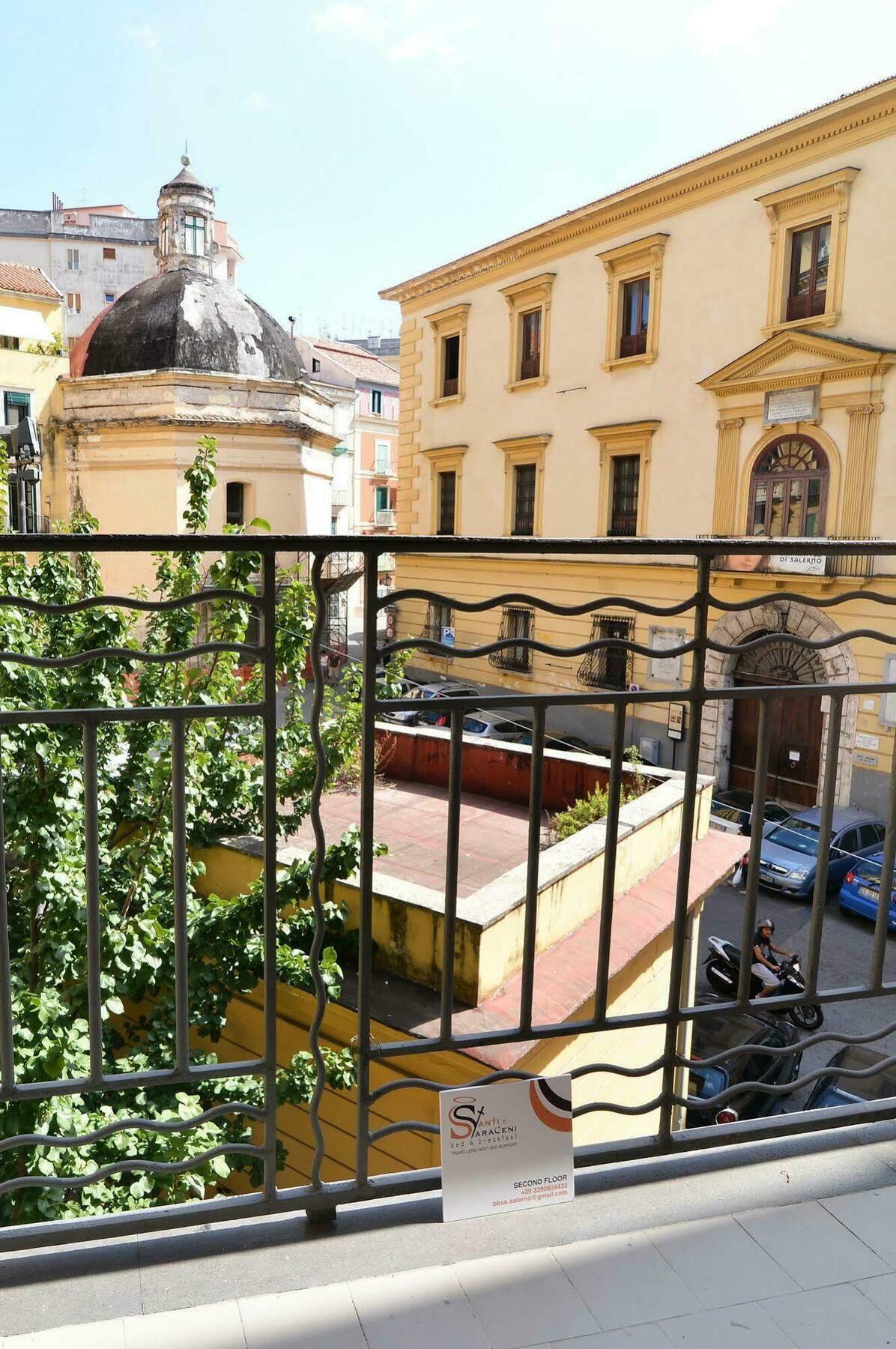Santi E Saraceni Rooms Салерно Екстериор снимка
